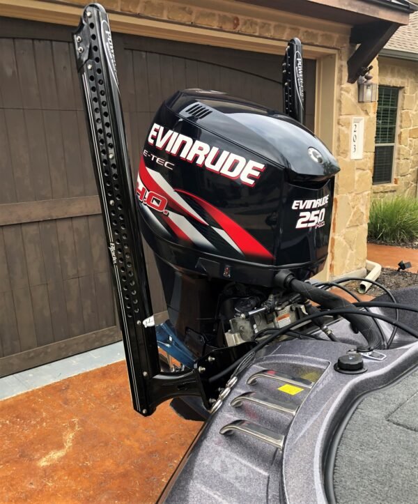 2009 Evinrude ETEC 250 HP 6-Cylinder DFI 2-Stroke 25" (X) Outboard Motor