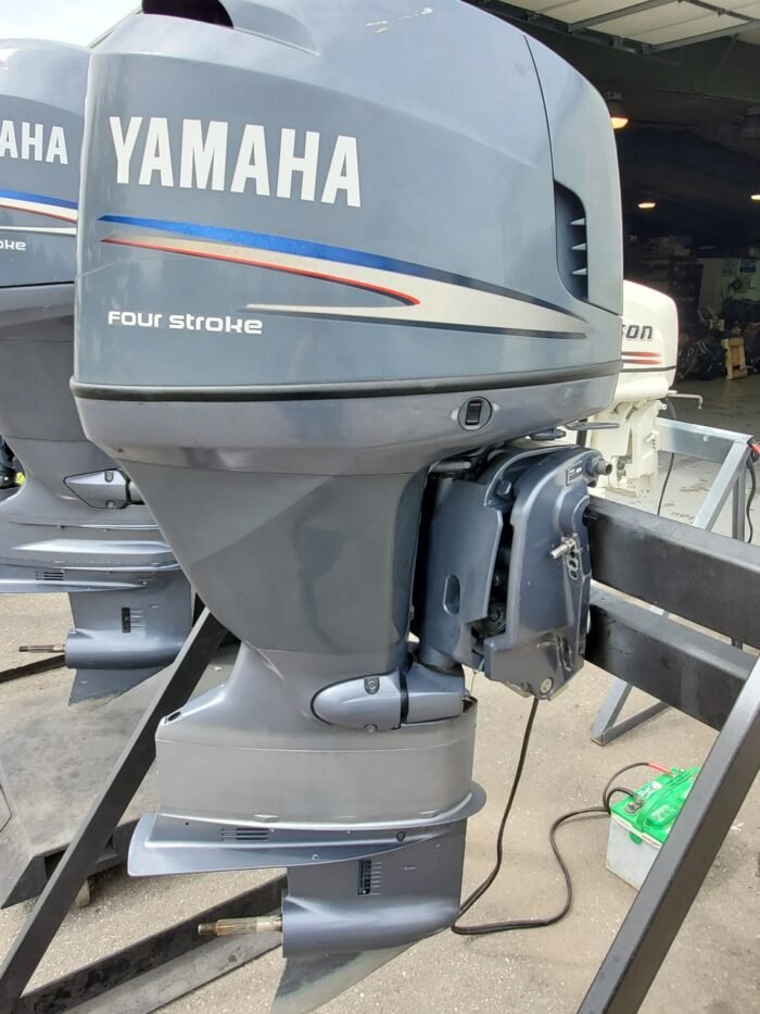 2006 Yamaha 115 HP 4-Cylinder EFI 4-Stroke 25" (X) Outboard Motor