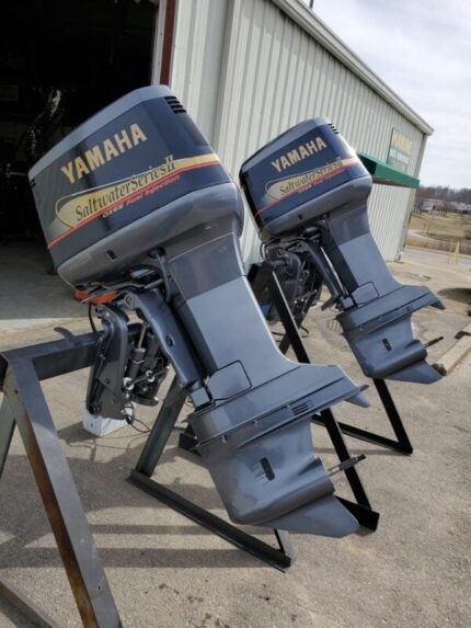 Twin 2001 Yamaha 250 HP 6-Cylinder EFI 2-Stroke 25″(X) Outboard Motors