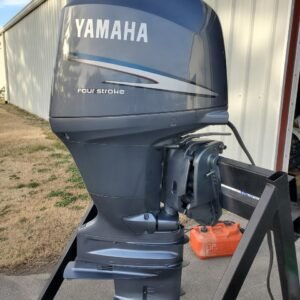 2005 Yamaha 150 HP 4-Cylinder EFI 4-Stroke 25" (X) Outboard Motor